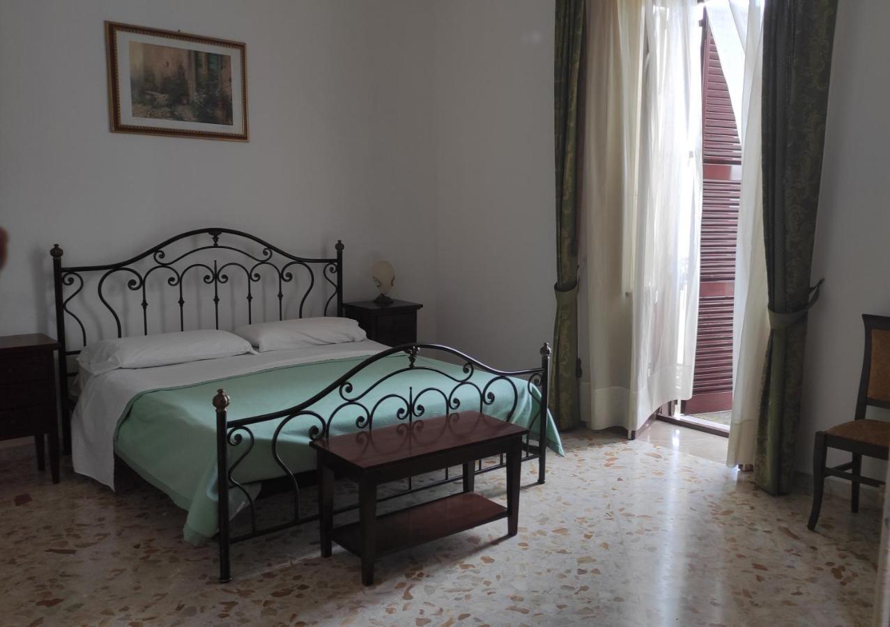Bed and Breakfast Casa Resci - Dimora Del 1884 Tricase Exterior foto