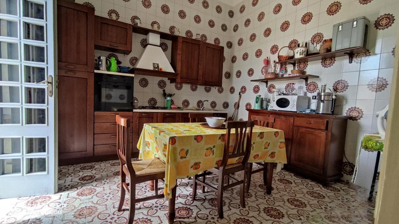 Bed and Breakfast Casa Resci - Dimora Del 1884 Tricase Exterior foto