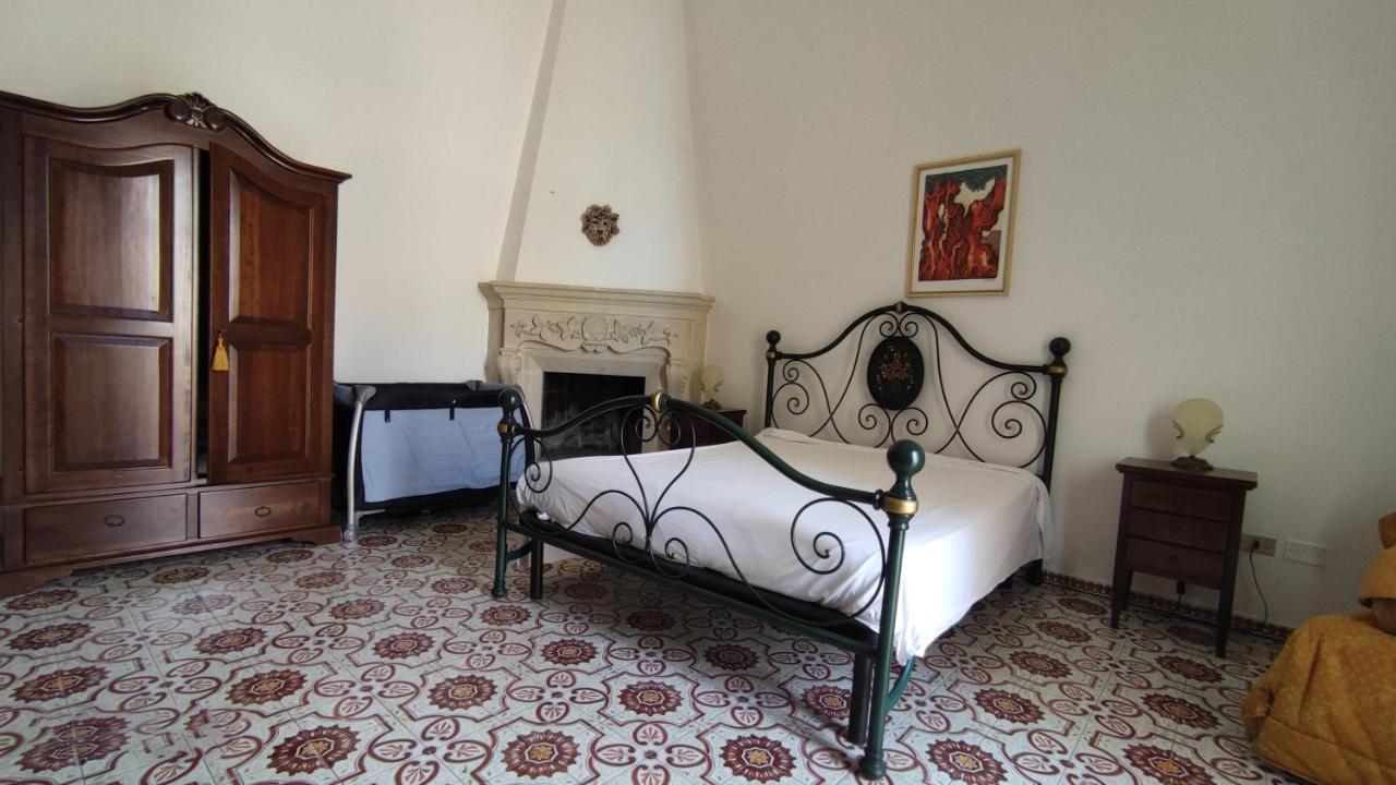 Bed and Breakfast Casa Resci - Dimora Del 1884 Tricase Exterior foto