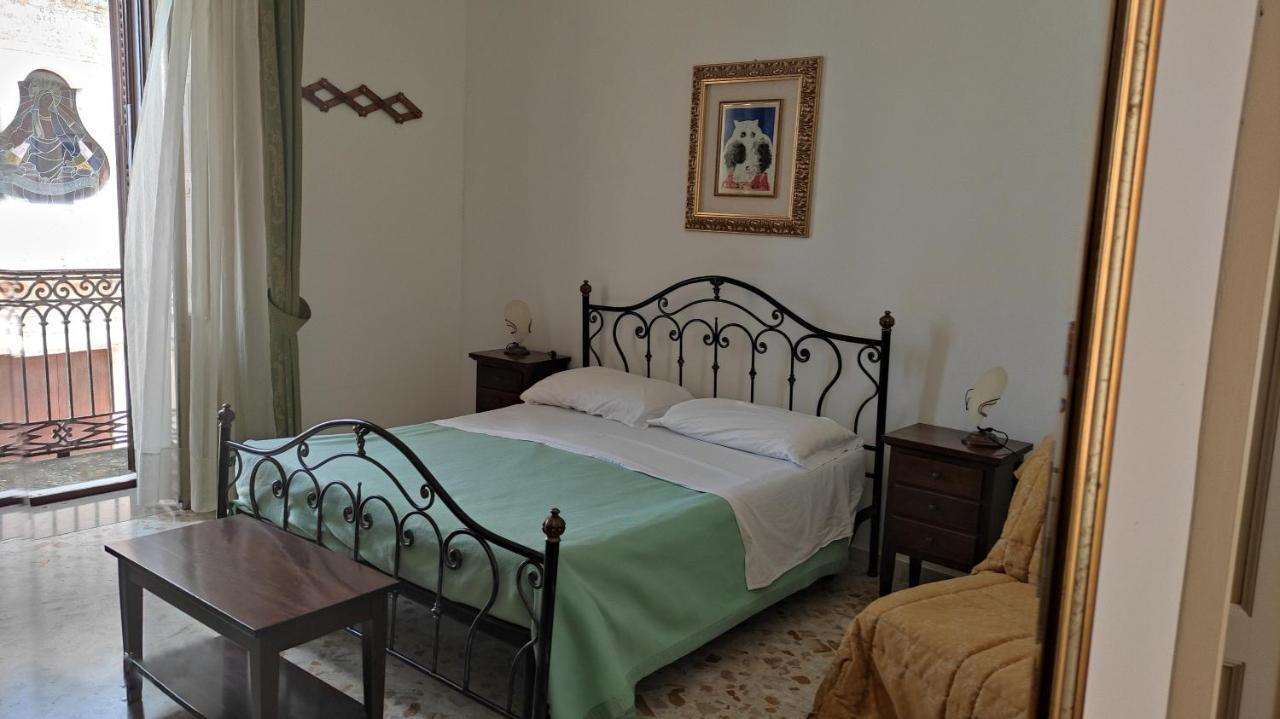 Bed and Breakfast Casa Resci - Dimora Del 1884 Tricase Exterior foto
