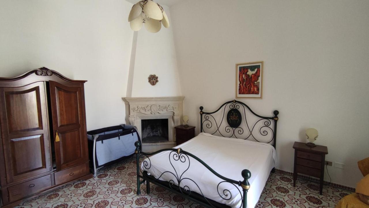 Bed and Breakfast Casa Resci - Dimora Del 1884 Tricase Exterior foto